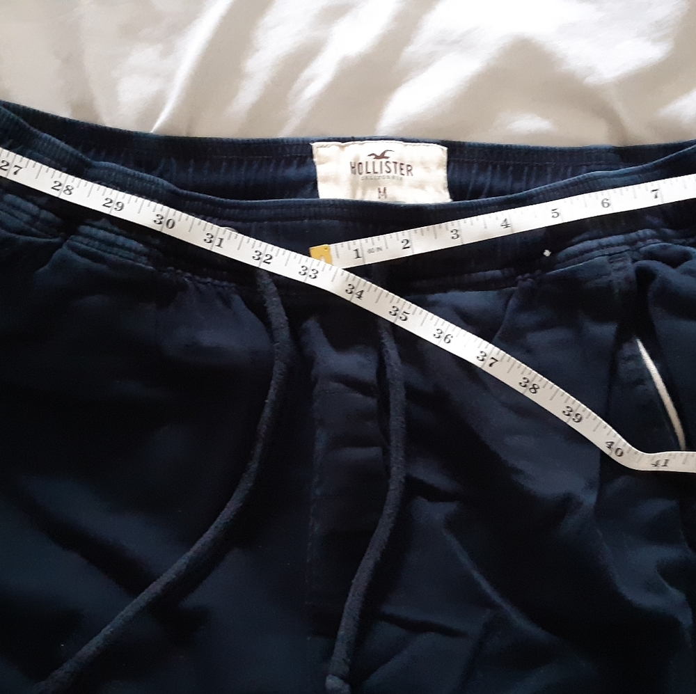 Hollister California Guys jogger pants Medium , blue made in Bangladesh
